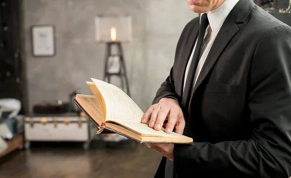 弁護士が契約済み